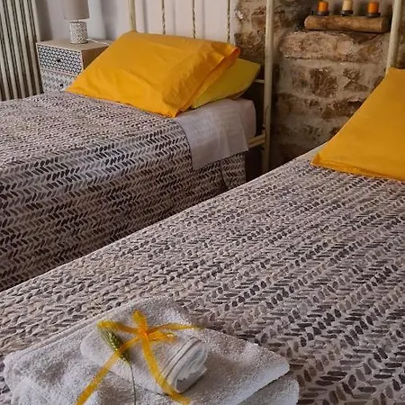 Casa Cristiano Nocleg ze śniadaniem 3*