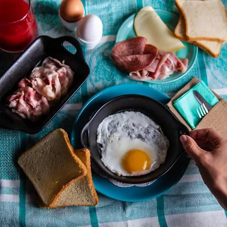 Casa Cristiano Bed & Breakfast 3*