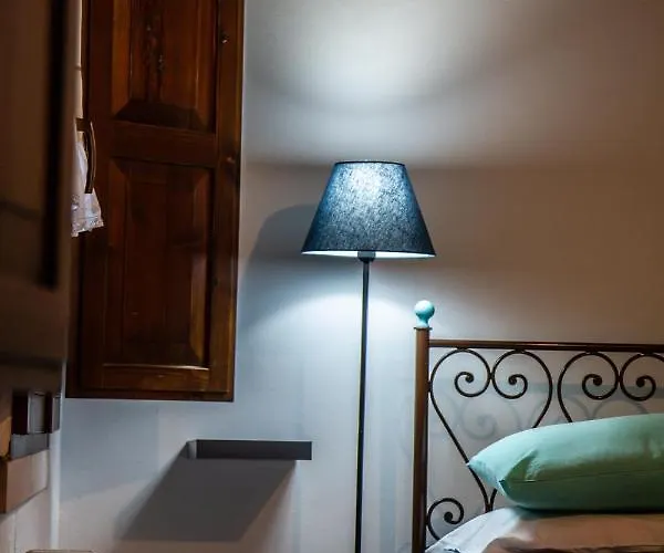 Casa Cristiano Bed & Breakfast 3*